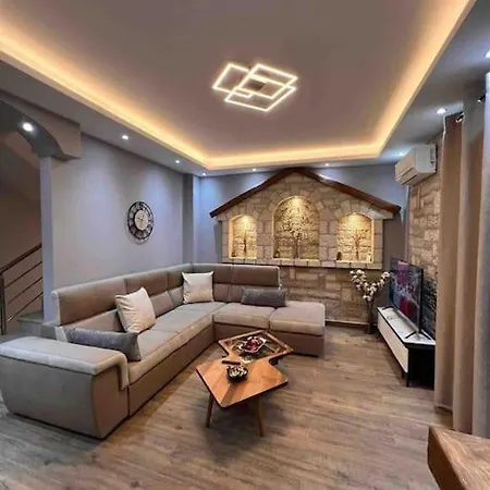 Feriehus Ora House *